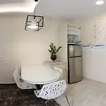 Sunshine Apartment