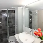 Sunshine Apartment
